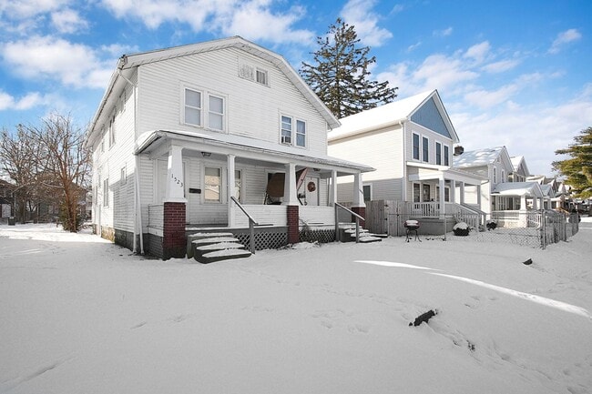 1521-1523-1523 Republic Ave in Columbus, OH - Foto de edificio - Building Photo