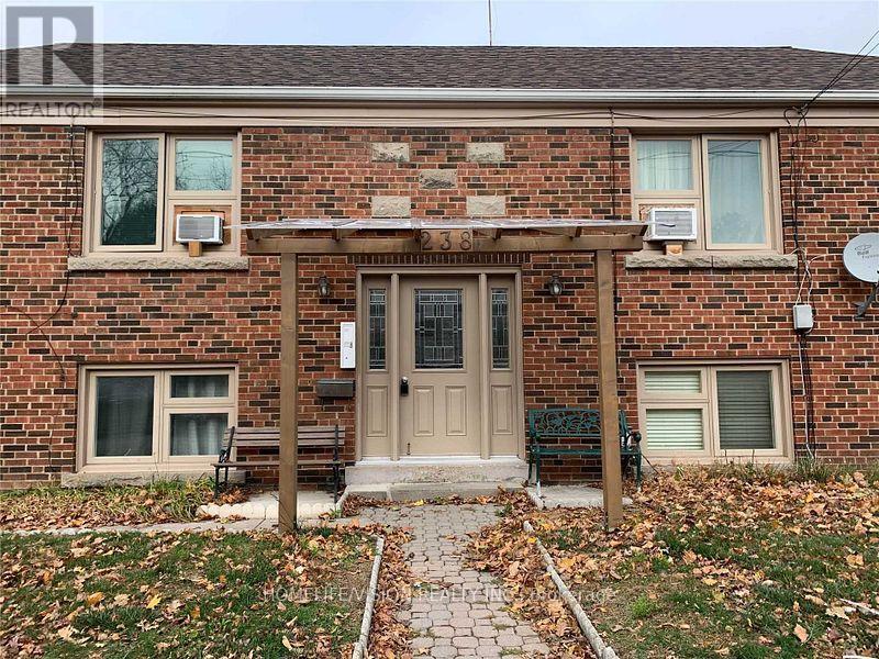 238 Glebemount Ave in Toronto, ON - Building Photo