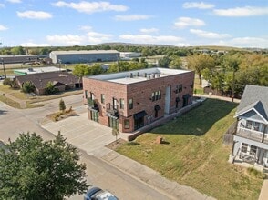 201 E 5th St, Unit TBD201 in Ferris, TX - Building Photo - Building Photo