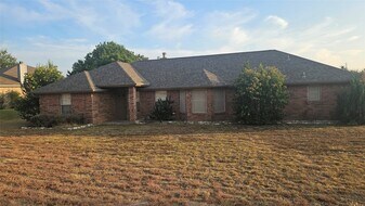 408 Hillside Dr in Aledo, TX - Building Photo