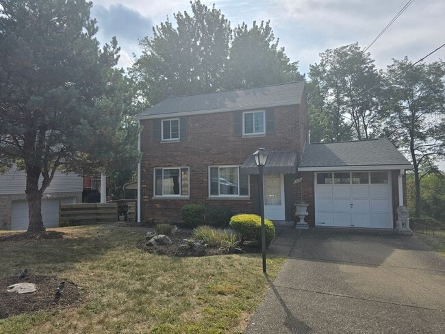 308 Marshall Dr