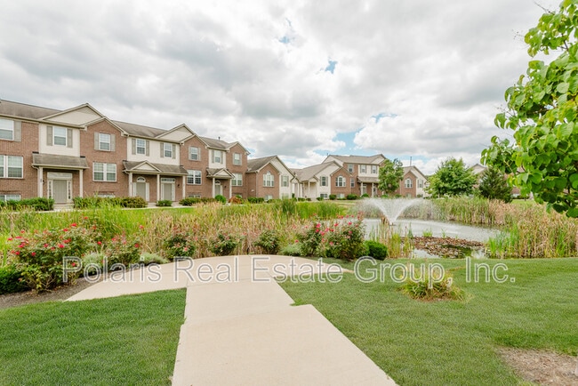 8343 Clayhurst Dr in Indianapolis, IN - Building Photo - Building Photo
