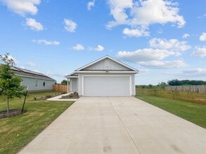 1563 Soapstone Pass in San Marcos, TX - Building Photo - Building Photo
