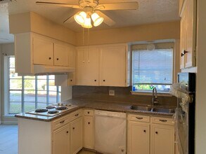 13819 Piping Rock Ln in Houston, TX - Building Photo - Building Photo