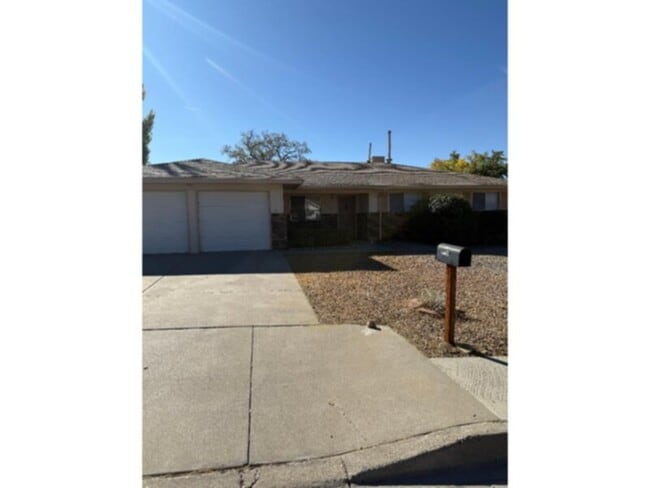 14108 Grand Ave NE in Albuquerque, NM - Building Photo - Building Photo