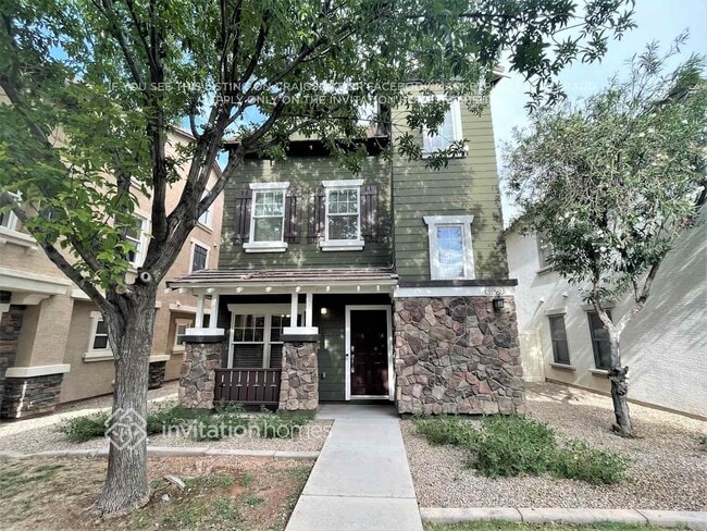 property at 4069 E Windsor Dr
