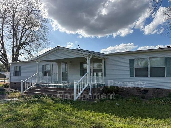 1916 NC-210 in Smithfield, NC - Building Photo - Building Photo