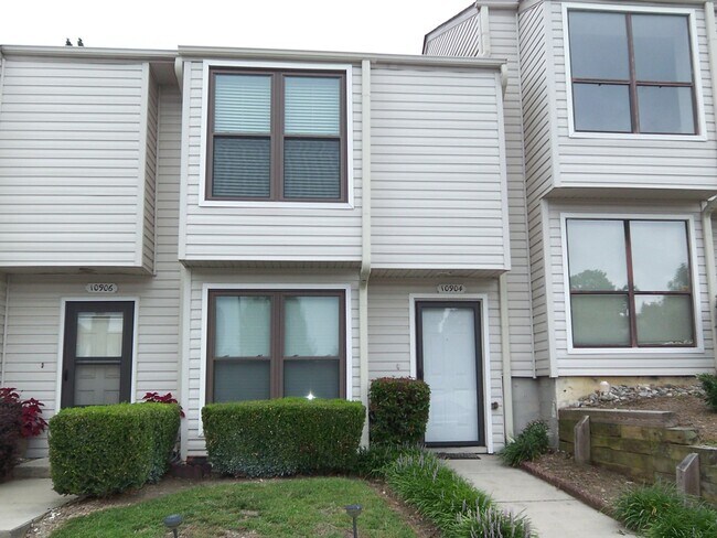 10904 Carmel Crossing Rd in Charlotte, NC - Building Photo - Building Photo
