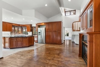 17960 SW Normandy Ter in Normandy Park, WA - Building Photo - Building Photo