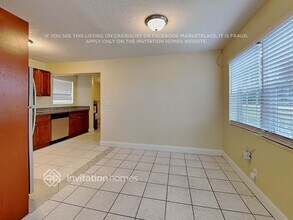 854 W Jasmine Dr in West Palm Beach, FL - Building Photo - Building Photo