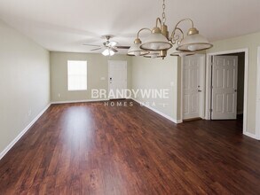 7600 Free Ave in Jacksonville, FL - Foto de edificio - Building Photo