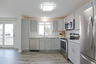 80 Broadway in North Attleborough, MA - Building Photo - Building Photo