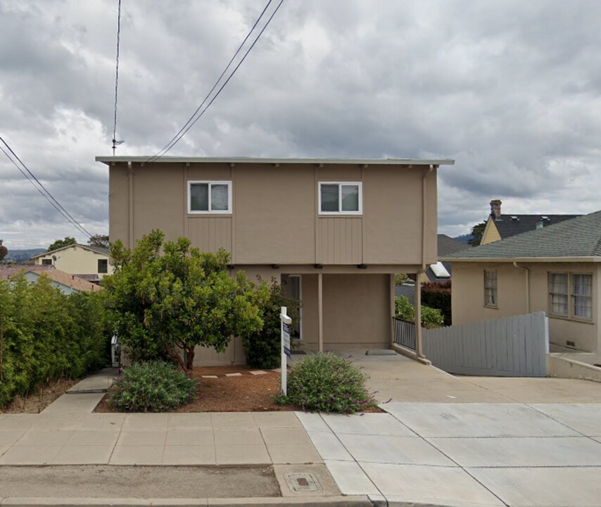 377-379 Larkin St in Monterey, CA - Building Photo