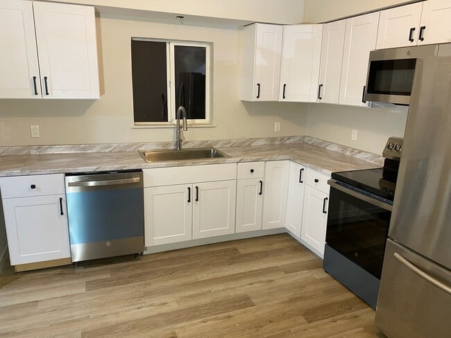 902 Main St in Vader, WA - Foto de edificio - Building Photo