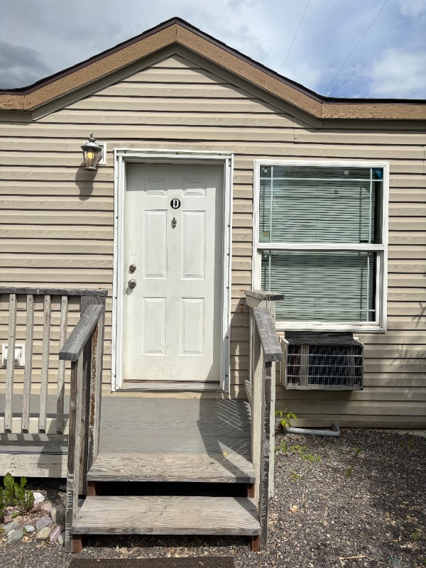 property at 321 Cozy Ct