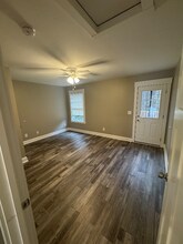 602 Fondel Ln in Tunnel Hill, GA - Foto de edificio - Building Photo