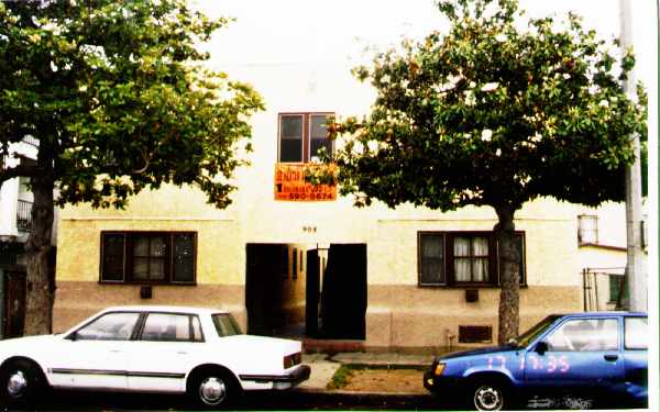 908 Martin Luther King Jr Ave in Long Beach, CA - Building Photo - Building Photo