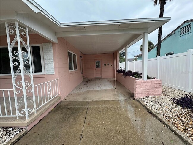 353 81st Ave, Unit 3036 in St Pete Beach, FL - Building Photo - Building Photo