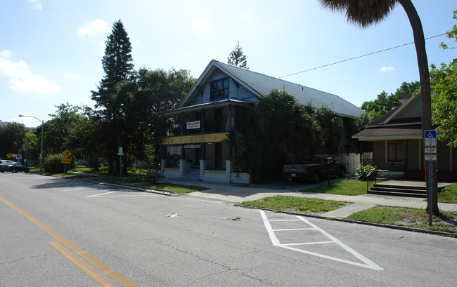 728 3rd Ave S in St. Petersburg, FL - Building Photo - Building Photo