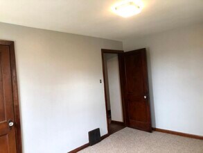 278 Liberty St in Bridgeville, PA - Foto de edificio - Building Photo