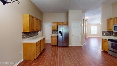 2933 Turning Leaf Ln in Jacksonville, FL - Building Photo - Building Photo