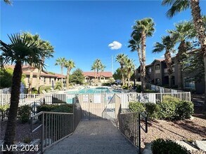 3481 Desert Cliff St in Las Vegas, NV - Building Photo - Building Photo
