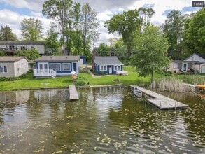 2555 Melvin Rd in Pinckney, MI - Building Photo - Building Photo