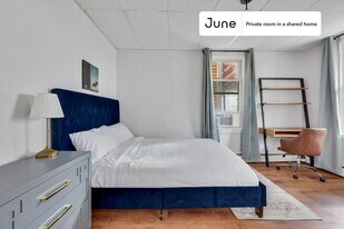 Room in Shared 3 bed/1 bath home in Boston, MA - Building Photo