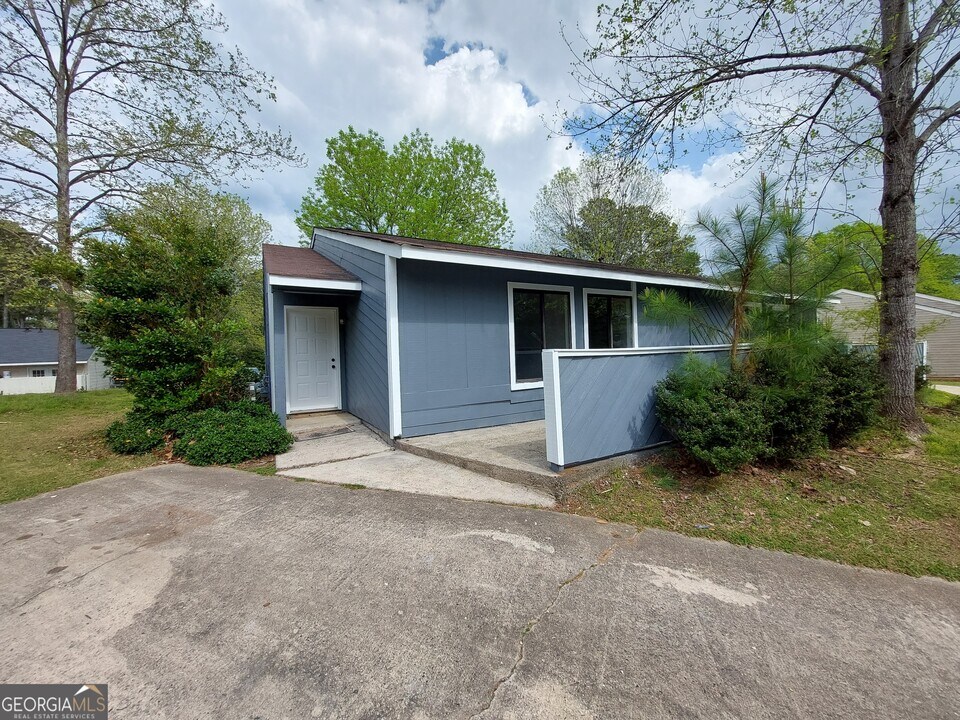 106 Clear View in Peachtree City, GA - Building Photo