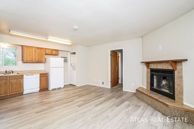 1930 W Yampa St in Colorado Springs, CO - Building Photo - Building Photo