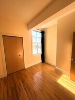 17 Ivaloo St, Unit 9 in Somerville, MA - Building Photo