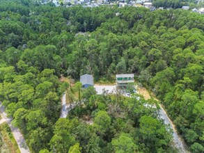 589 Bernard Street in Pass Christian, MS - Building Photo - Building Photo