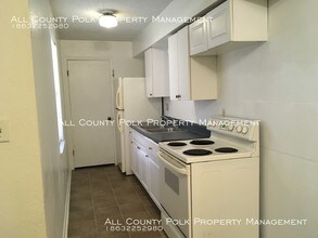 1122 Mercury Dr W-Unit -B in Lakeland, FL - Building Photo - Building Photo