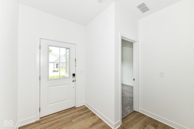 1069 Sunderland Dr in Greenwood, IN - Building Photo - Building Photo