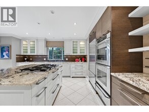 5891 Laurelwood Ct in Richmond, BC - Building Photo - Building Photo