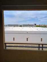 5401 E Van Buren St in Phoenix, AZ - Building Photo - Building Photo