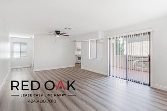 1250 W Gardena Blvd in Gardena, CA - Foto de edificio - Building Photo