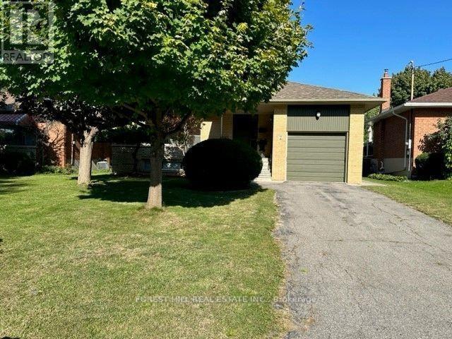 7 Harnish Crescent in Toronto, ON - Building Photo - Building Photo