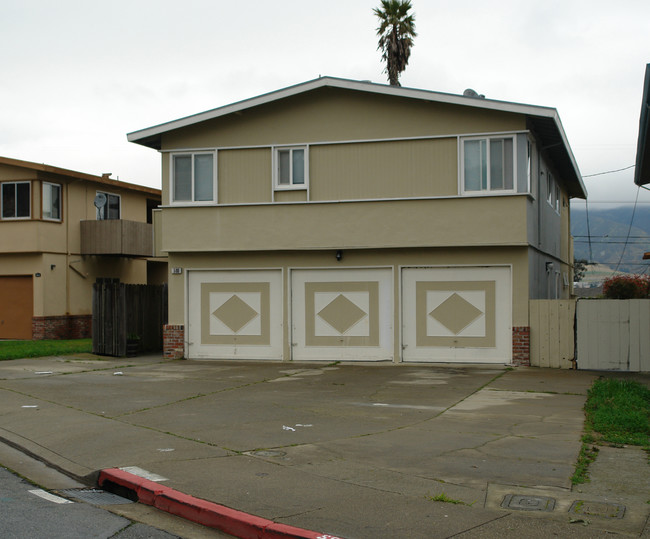 500 Keoncrest Dr in South San Francisco, CA - Foto de edificio - Building Photo