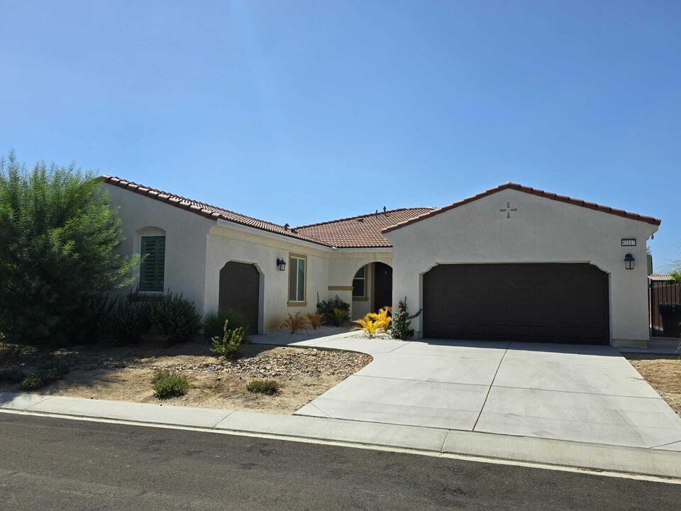 82117 Verdi Rd in Indio, CA - Building Photo