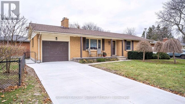 property at 3 Chapple Hill Rd