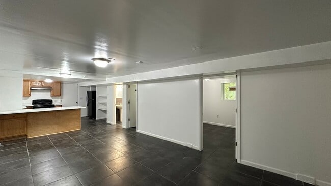 5830 N Artesian Ave, Unit G in Chicago, IL - Building Photo - Building Photo