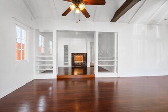 5768 Campo Walk in Long Beach, CA - Building Photo - Building Photo