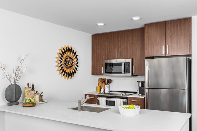 Two South Willow in Montclair, NJ - Foto de edificio - Interior Photo