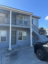 3623 1/2 S Sepulveda Blvd in Los Angeles, CA - Foto de edificio - Building Photo