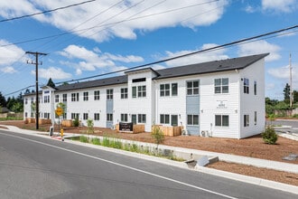 Stunning 1, 2, and 3 Bedroom Apartment Homes in Vancouver, WA - Building Photo - Building Photo