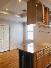 8 White Ave, Unit 2 in Chestnut Hill, MA - Building Photo - Building Photo