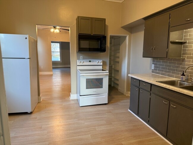 property at 262 Fond du Lac Ave