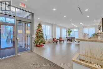 35 Saranac Blvd in Toronto, ON - Building Photo - Building Photo