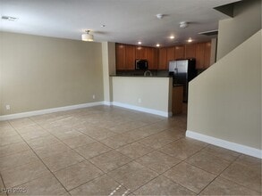 2084 Waterlily View St in Henderson, NV - Building Photo - Building Photo